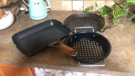 3 Grill Pans