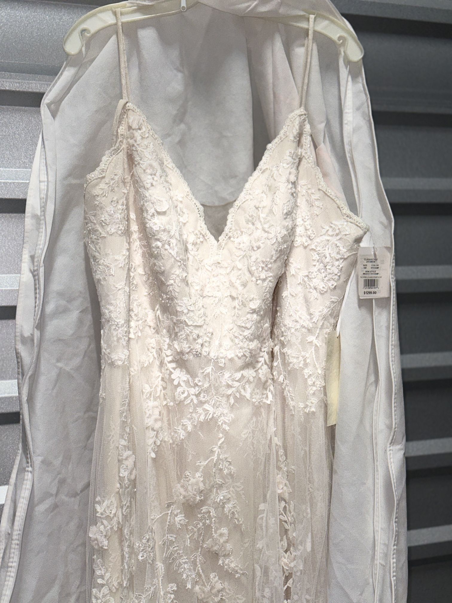 New Wedding Dress With Tags