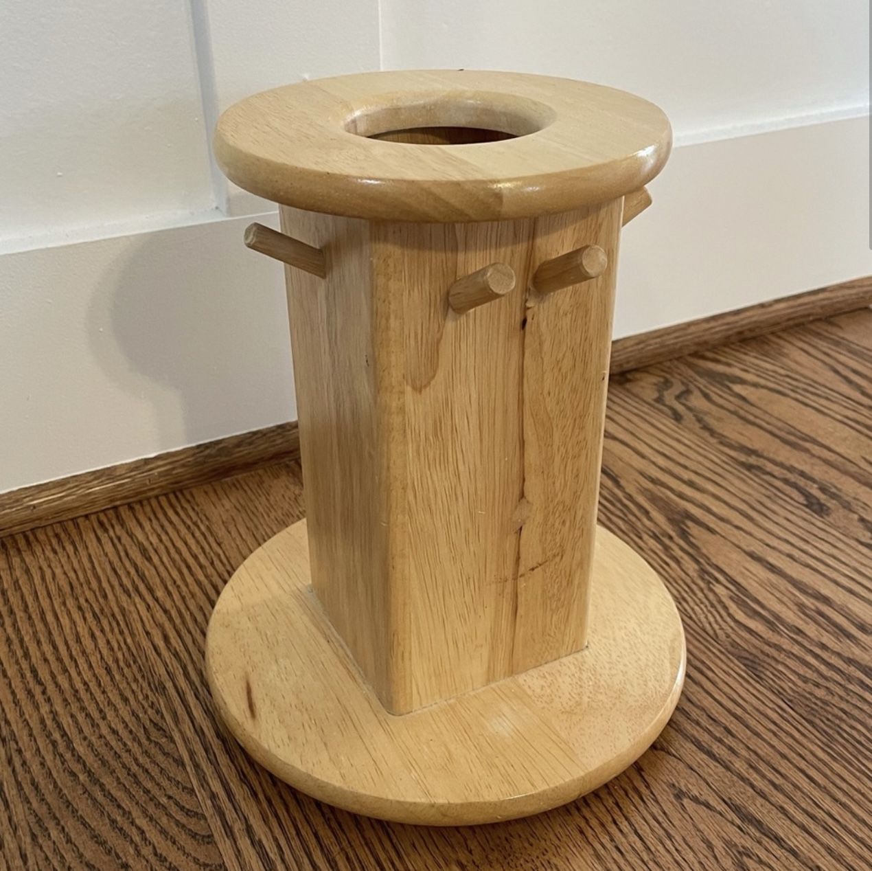 Utensil Holder!