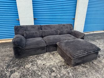 Cloud sectional sofa(free delivery)