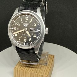 Seiko 5 Sports SRPG37 automatic field watch