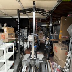 Weightlifting Equipment 