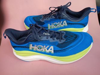 Hoka Men's Skyflow