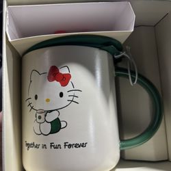 Starbucks Hello Kitty mug