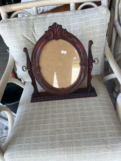 Ornate Dark Wood Oval Picture Frame Stand