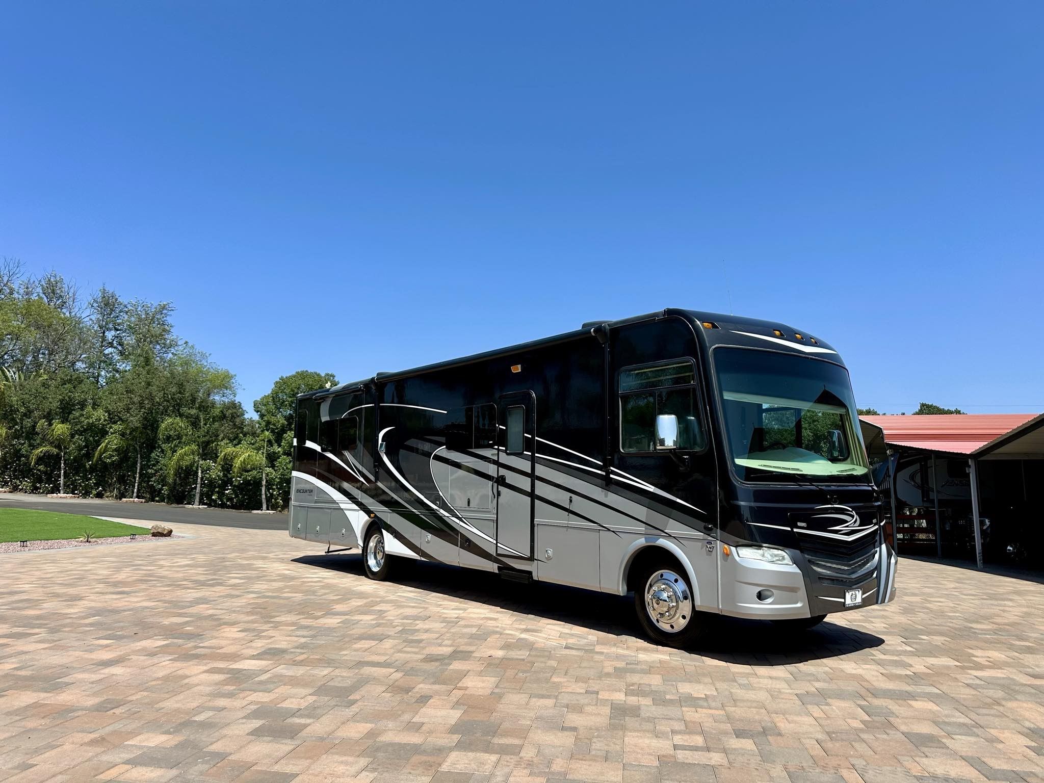 2014 Motorhome Two Slide Out