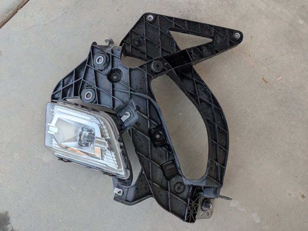 2021 Chevrolet Silverado Fog Light Assembly