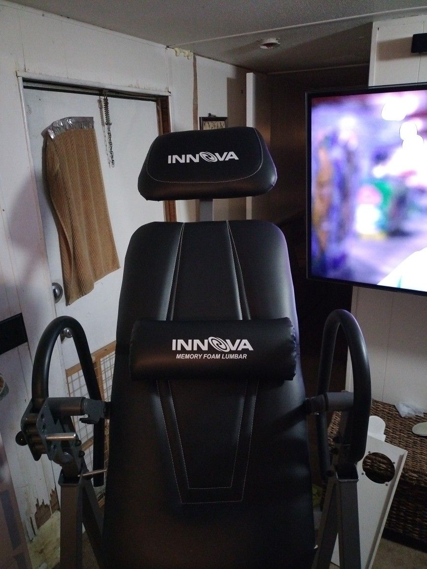 Innova Inversion Chair