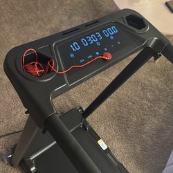 Foldable walking pad