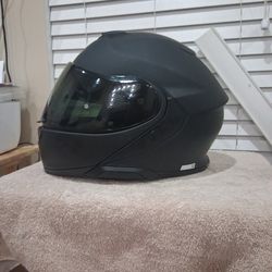 2023 Shoei Neotec3