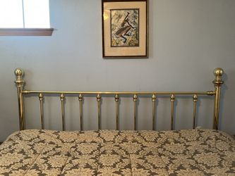 King Bed - Headboard, Box Springs & Rails
