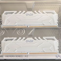 OLOY 32GB  DDR4 RAM