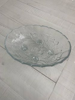 Glass bowl
