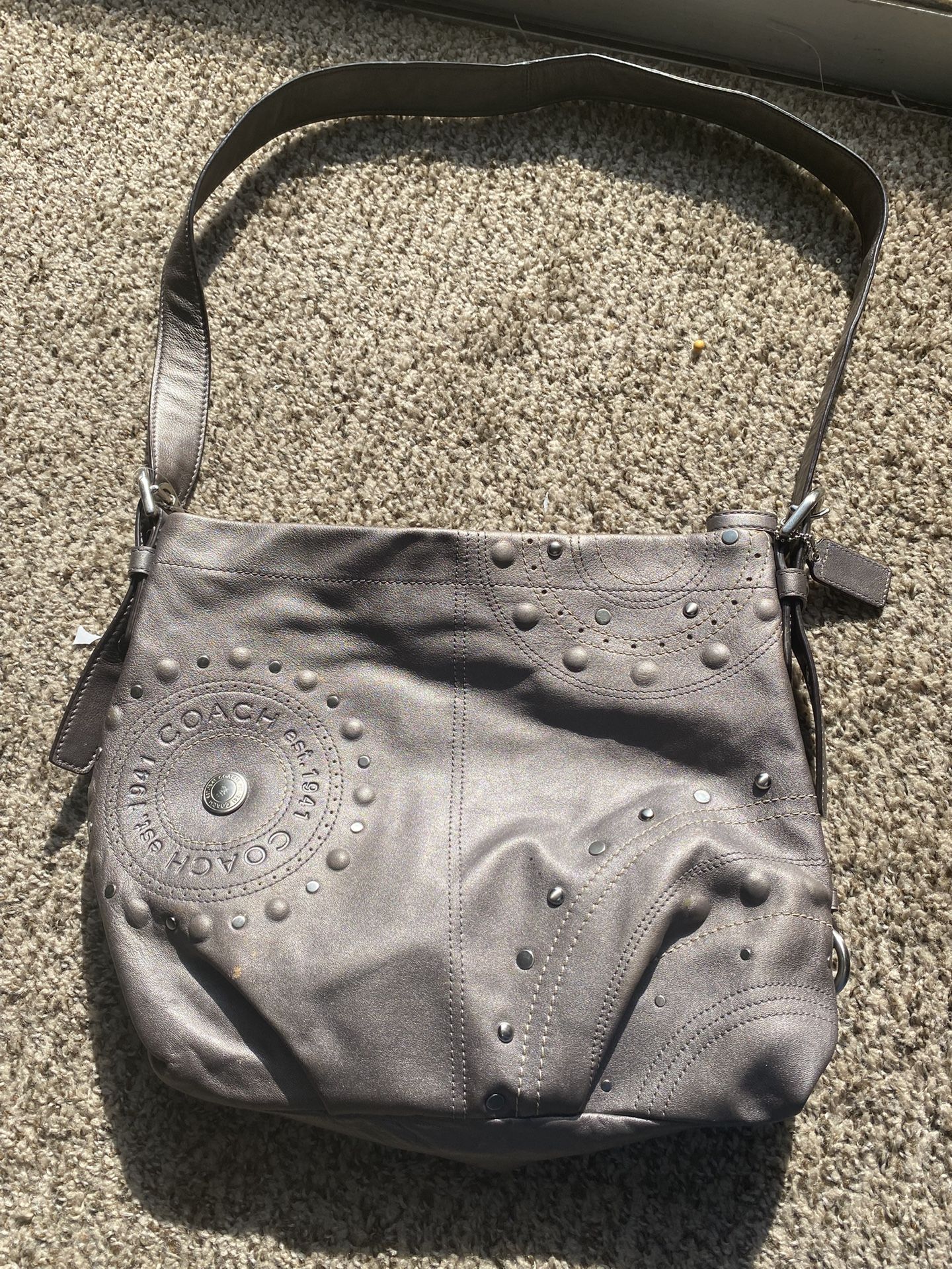 Silver y2k Coach Bag (straps and tags)