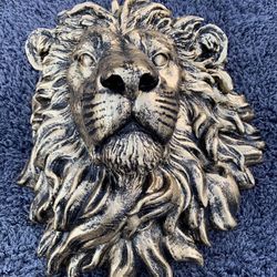 Lying Bust Wall Hanger Statue