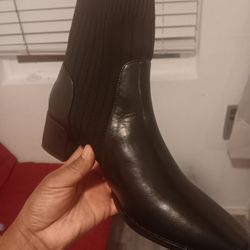 Women's Boots Size 10 