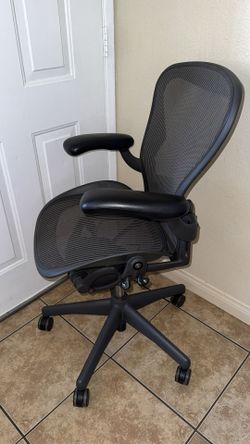 Herman Miller Aeron -Fully Loaded- Size (B)