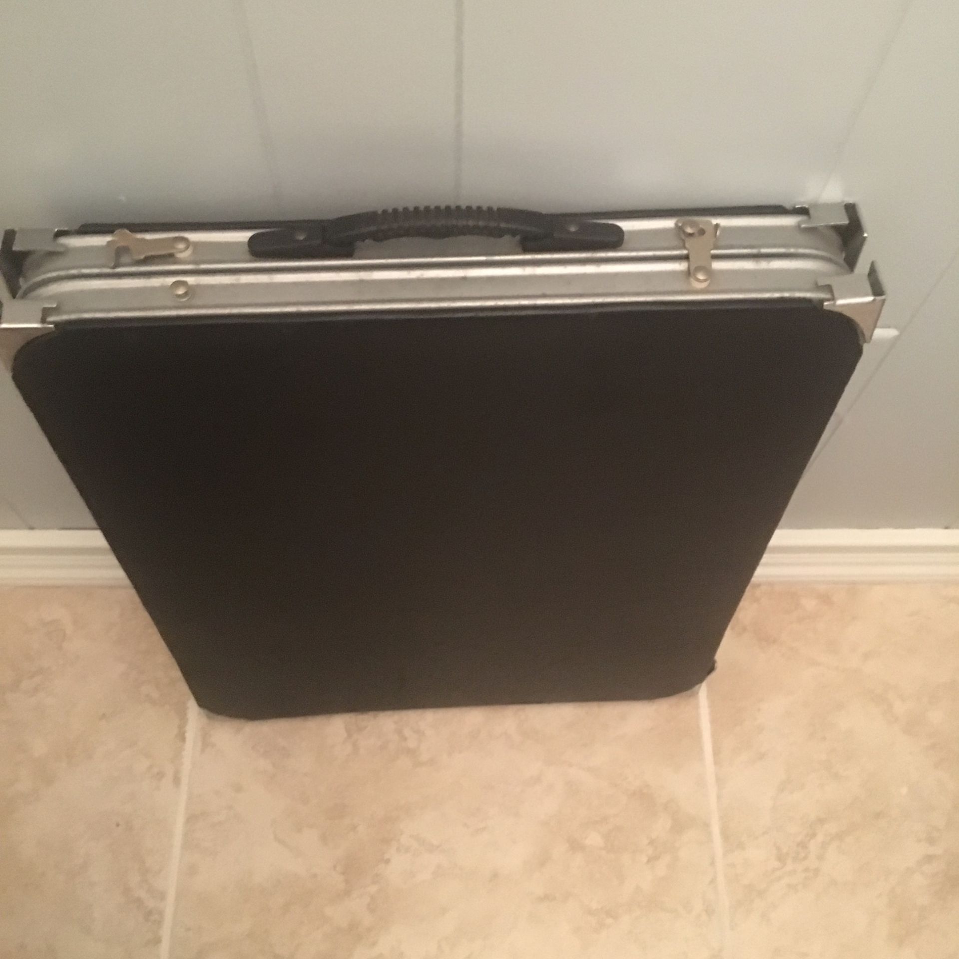 Collapsible adjustable height table see all pictures only $55