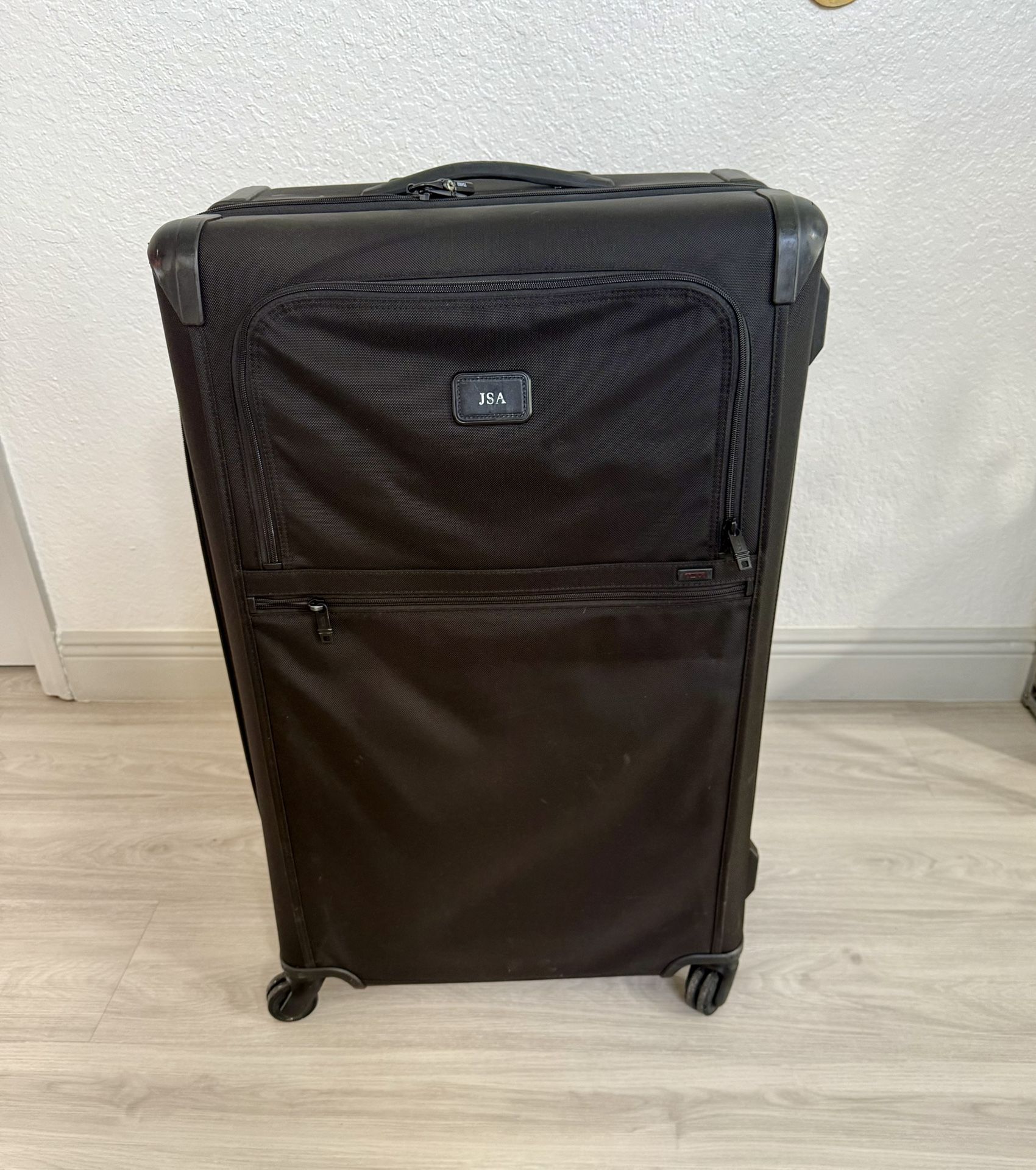 Tumi Alpha Expandable 4 Wheeled Luggage