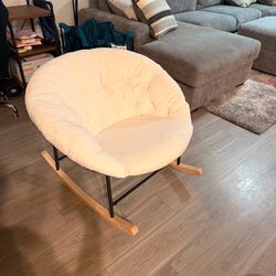 Nursery chair