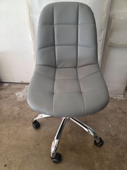 Vecelo office/desk chair( new )