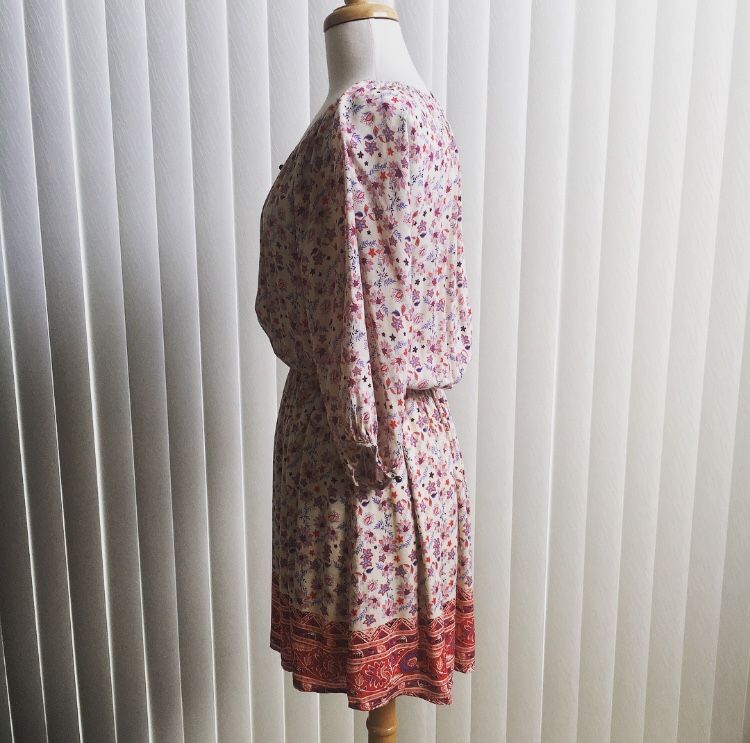 Forever 21 Size M Floral Dress 3/4 Sleeve