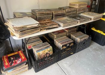 Records / Vinyls
