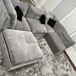 Great Modular Sectional 