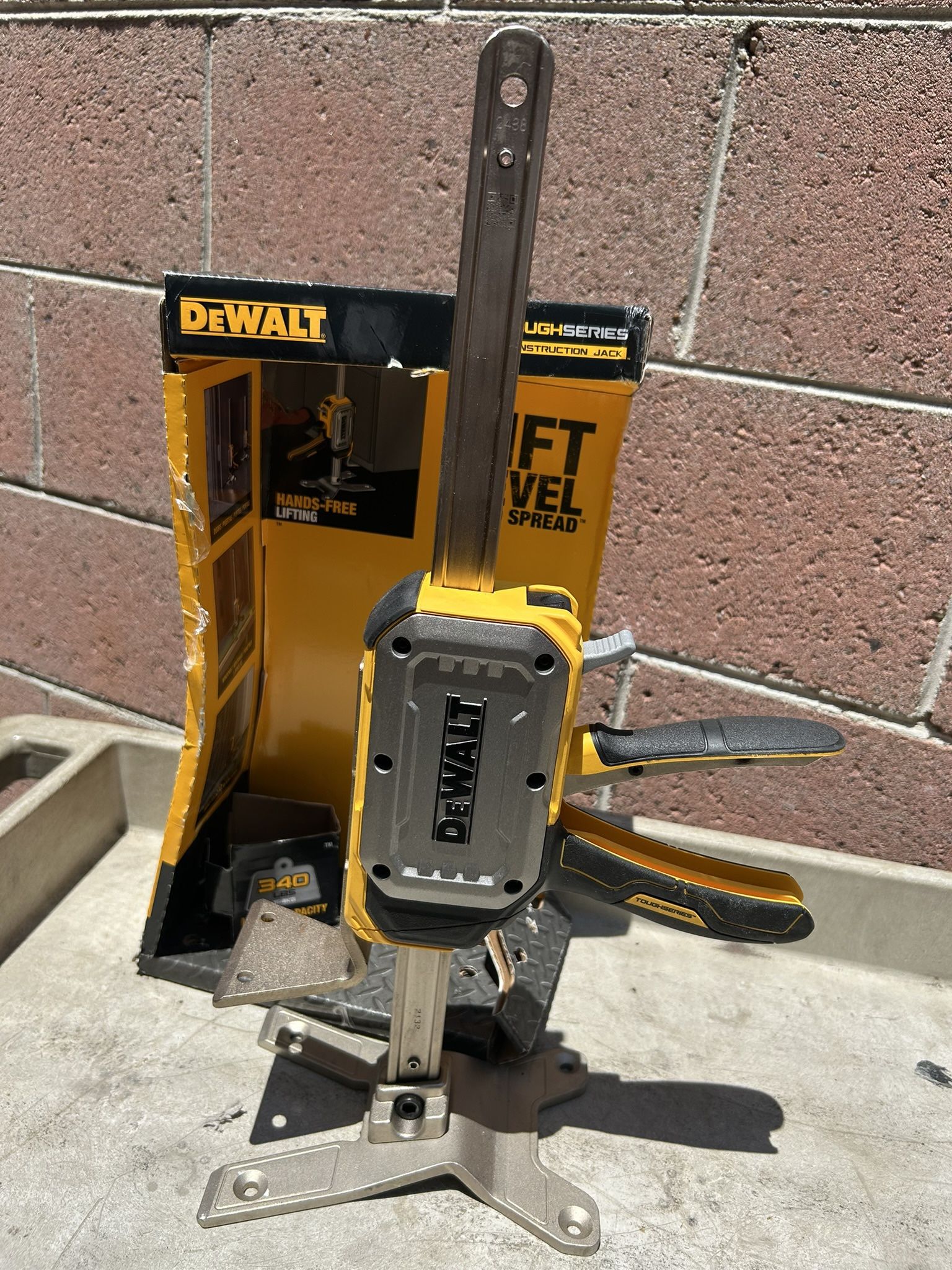 Dewalt Construction Jack