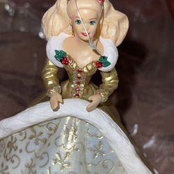 Barbie Hallmark Ornament Christmas  Gold 👗 Dress