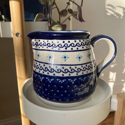 Traditional pottery from Poland Boleslawiec