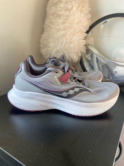 Saucony Womens Guide 15 Running Shoe Alloy/Quartz Size 7 EUR 38
