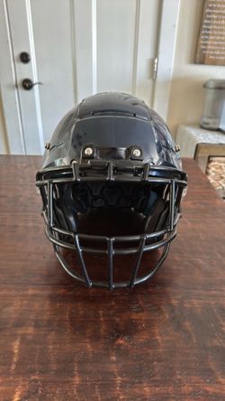 Schutt F7 adult medium