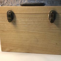 Butch Geen or Bowen Vintage saltwater half day Tackle Wood Box measures 13”x 8” x10