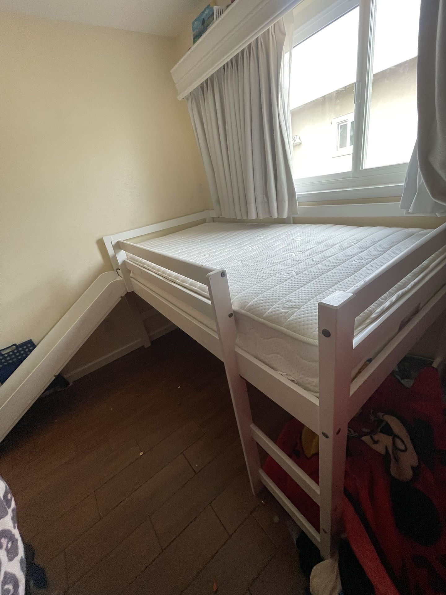 Twin Loft Bed w Slide