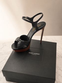 Yves Saint Laurent Tribute Platform Heels – Brand New