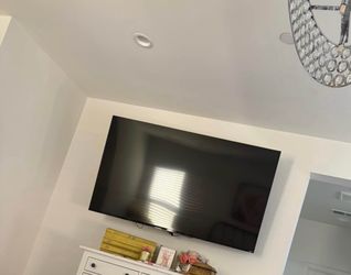 65 in Roku tv