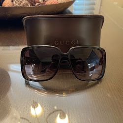 Gucci Tortoise Shell Optyl Frame. GG 3105/s