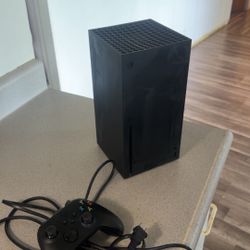 Xbox Series X 450$