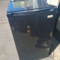 Magic-chef Mini Fridge Works Great For $40