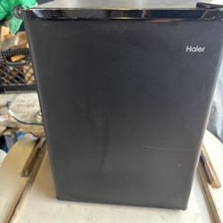 Haier Mini Fridge