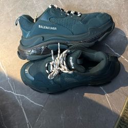 BALENCIAGA’S