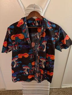 Mushroom Print Short Sleeve Button-Up Shirt medium