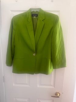 Beautiful Green Ladies Jacket