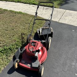 Toro 22” Lawnmower Self Propelled 