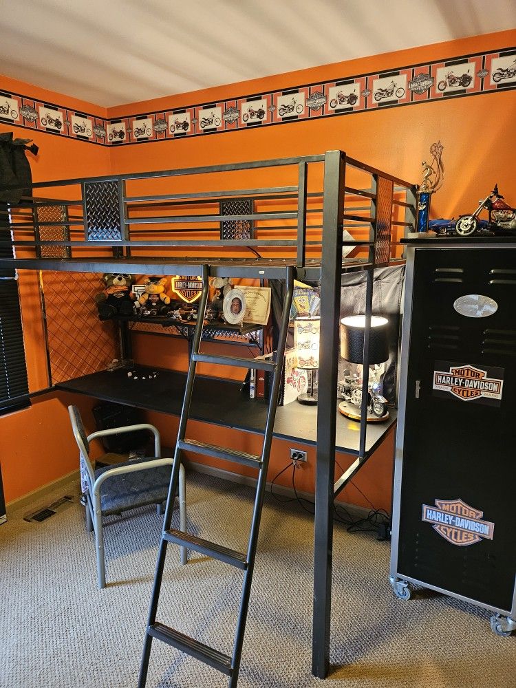 Black Metal loft Twin Bed, With Built-in Desk+ Twin Bed +Locker
