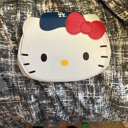 Dodgers 2014 Hello Kitty Purse (Pristine Condition)