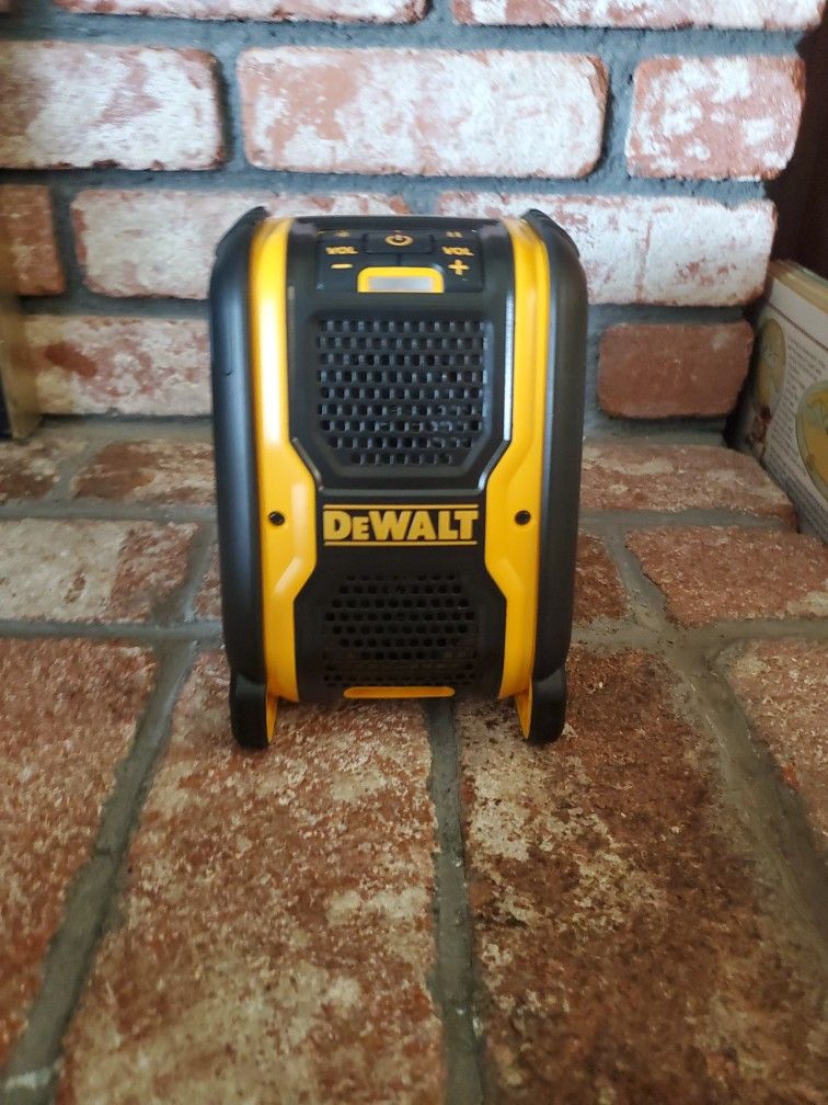 Dewalt Bluetooth Speaker