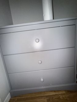 Skylar 3 Drawer Dresser