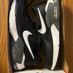 Air Max Brand New Size 9 Men